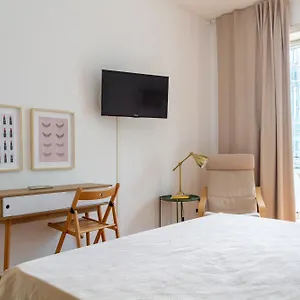 Palazzo Lombardia - Station - Bighome Apartment